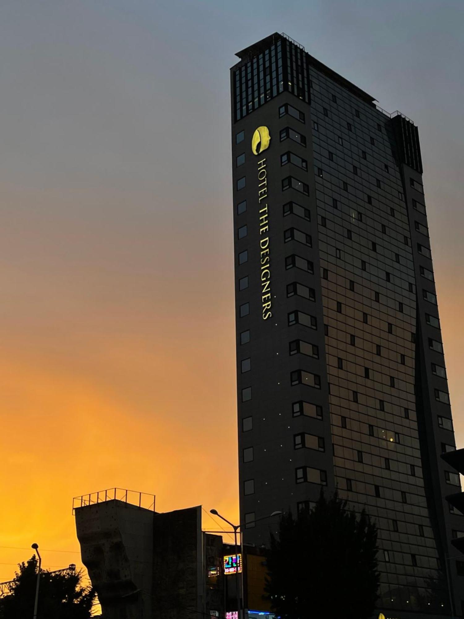 Hotel The Designers Seoul Station Exterior foto